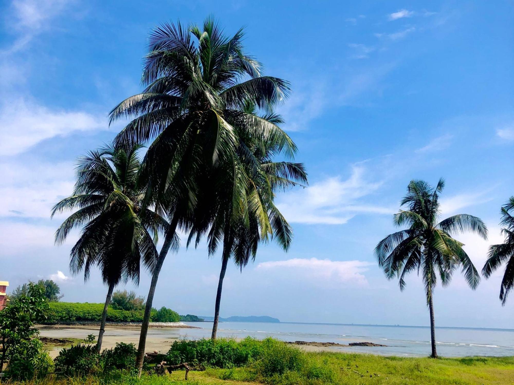 Pd Infront Seaview Porto Dickson Exterior foto